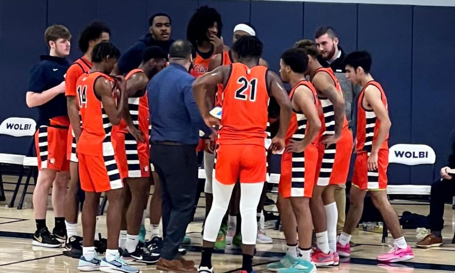 CCC Mens Basketball Huddle